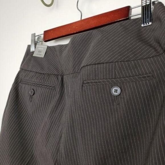 Investments brown pinstripe dress pants size 6 - Picture 9 of 10